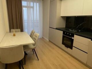 Vând Solomon 67 m. p Full mobilat