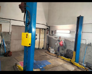 Авто подъемник 2.5 тон