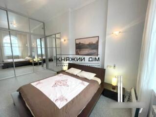 Оренда 2-кімнатної квартири площею 72 кв.м. по вул. Мала Житомирська .