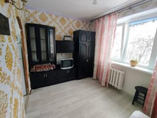 Продается однокомнатная квартира малосемейного типа в центре г. ...