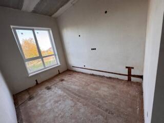 В продаже двухкомнатная квартира в новом кирпичном, газовом доме. ...