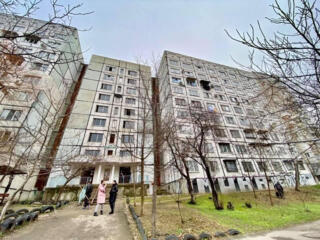 Sec. Riscani, str. Florilor. Apartament cu 1 cam.! Reparatie Cosmetica