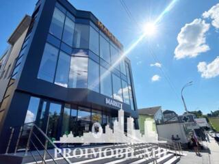 Se oferă spre chirie spațiu comercial amplasat în Hîncești, str. ...