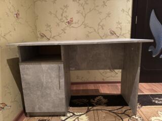 ПРОДАМ СТОЛ