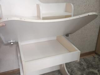 Продам детский столик