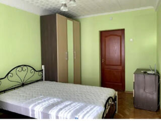 Продаётся двухкомнатная квартира. Шевченковский район, улица ...