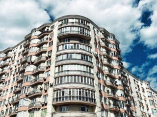 2-комнатная квартира в Центре