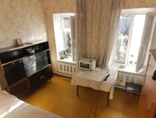 3-х -ком. квартира в центре города- улица Гимназическая