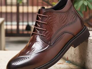 Новые кожаные ботинки 42 размера (зима/осень)