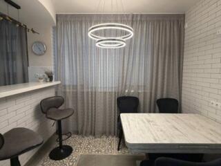 Продается 2-комнатная квартира с автономным отоплением. Торг