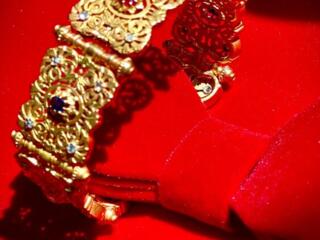 Антикварный золотой браслет 21K (875 проба) с бриллиантами, рубинами