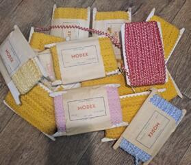 Нитки капроновые Обувные Тесьма разная СССР ВЕНГРИЯ НОВЫЕ