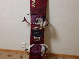 SNOWBOARD
