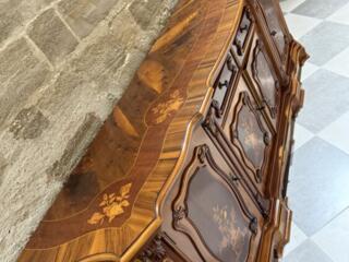 Продам антикварную мебель