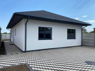 Продам новый одноэтажный дом в Лесках общая площадью 100 кв.м. ...