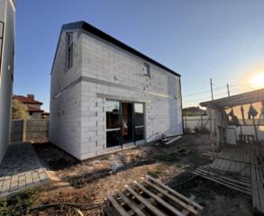 Предлагается к продаже дом площадью 100 кв.м в Лесках. Развитый ...