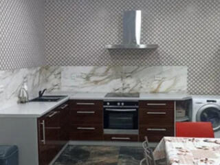 Продам 2-этажный капитальный дом в с.Корсунцы (1 км от п.Котовского). 