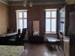 Продается 1-комнатная квартира в Центре пер. Елисаветградский.