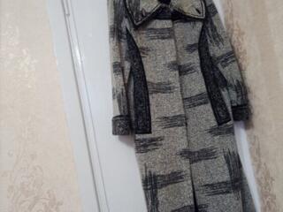 Продам пальто весна--осень в стиле березка! Размер 52 рост 1-65!