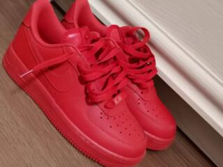 Продам кроссовки Nike force 38-39