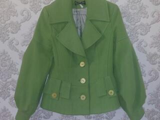 Продаётся пальто