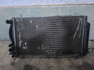 Радиатор охлаждения Ауди 80 б4