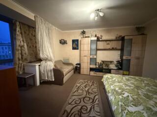 В продаже однокомнатная квартира с жилым состоянием, расположенная на 