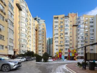 Vânzare Apartament Premium – 93 mp, Design Modern și Birou Panoramic –