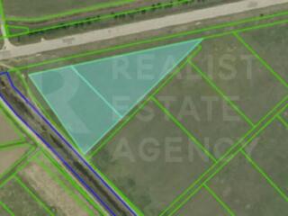 Vânzare, teren pentru construcții, 1.05 ha, satul Leușeni, Hâncești