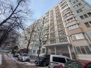 Apartament cu 3 camere, Botanica.