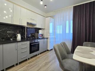 Vă propunem spre închiriere un apartament cu 3 dormitoare și living, .