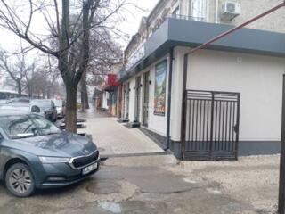 Se oferă spre chirie spațiu comercial în sectorul Centru, strada ...