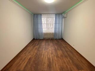 Продаётся однокомнатная квартира на Красных Казармах