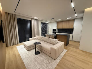 Chirie apartament în apropriere de Catedrală, Arcul de Triumf si ...