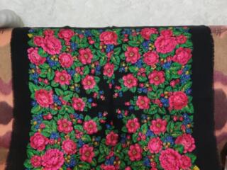 Продам новые шерстяные платки