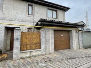 Отличный 2-х эт дом Малиновский район (Грушевского Мерседес Центр)