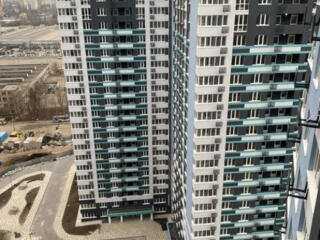 Продам квартиру 60.7 кв. м., 21/24, новый дом, жк Скай Сити.