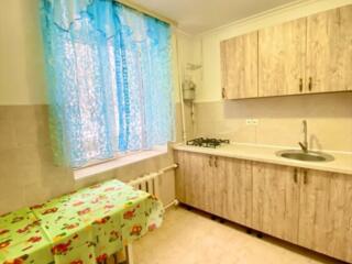 Продается 1-ком. кв. Кр. Казармы, р-н магазина«Тирас»