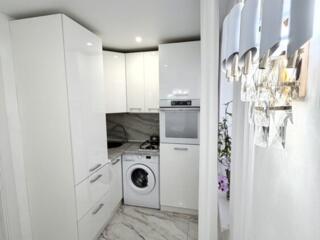 3-комнатная с мебелью и техникой на Кр. Казармах - Скорая помощь. Торг