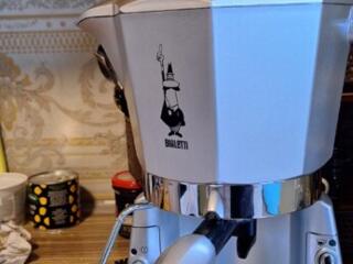 Aparat de cafea Bialetti Mokona Trio / кофемашина