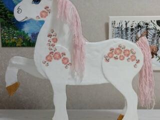 Интерьерные лошадки