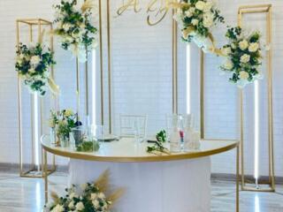 Свадебные арки, подставки для торта, тумбы