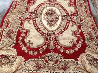 Продам новый ковер.