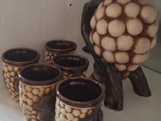 Продам керамический набор для вина "гроздь винограда"