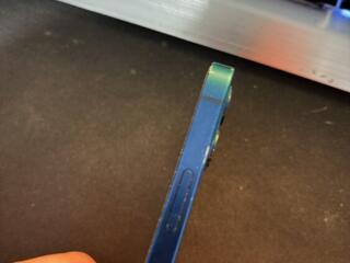 Продам iPhone 12