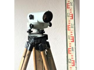 Cumpar rigla pentru Nivelir (Teodolit) de masurat sovietica