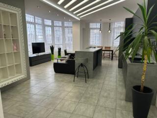 Оренда 4 кімнатної квартири ЖК Французський, перша здача!