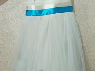 Нарядное платье на 10 лет