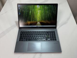 Продам Ноутбук Asus Vivobook с дискретной видеокартой