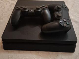 Play Station 4 1 Terabyte